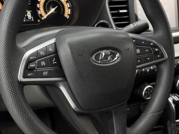 Lada (ВАЗ) Vesta I Рестайлинг (NG) с пробегом 2025 года, цена 1 380 000 рублей, 21974 км, седан, Автокод Объявления