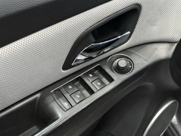 Chevrolet Cruze I Рестайлинг с пробегом 2013 года, цена 760 000 рублей, 135766 км, универсал, Автокод Объявления
