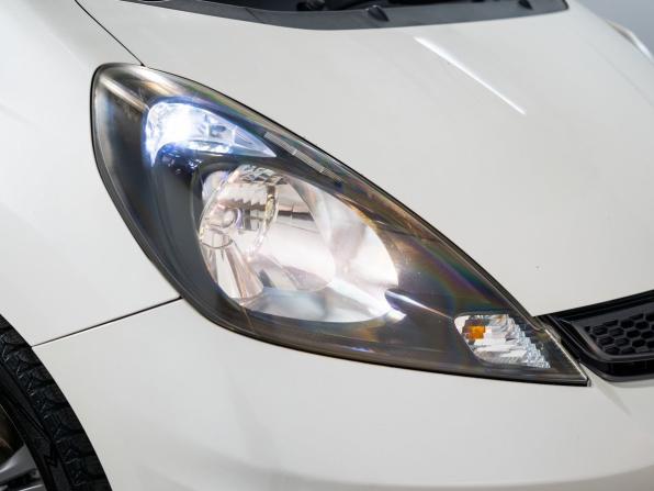 Honda Fit II с пробегом 2011 года, цена 1 000 000 рублей, 107952 км, хэтчбек, Автокод Объявления