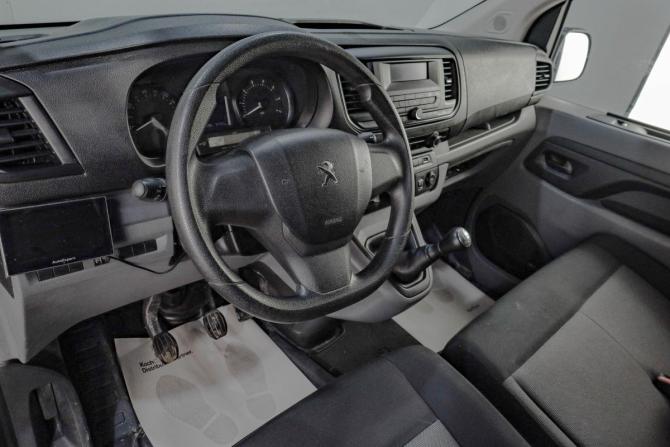 Peugeot Expert III с пробегом 2018 года, цена 1 949 000 рублей, 297000 км, фургон, Автокод Объявления
