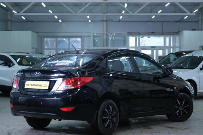 Hyundai Solaris I с пробегом 2013 года, цена 849 000 рублей, 260000 км, седан, Автокод Объявления