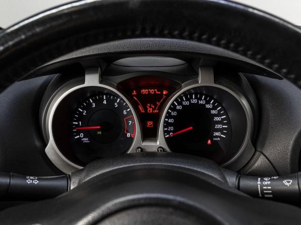 Nissan Juke I с пробегом 2013 года, цена 1 129 000 рублей, 190707 км, внедорожник, Автокод Объявления