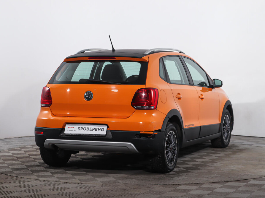 VW Polo Cross Р±РµР»С‹Р№