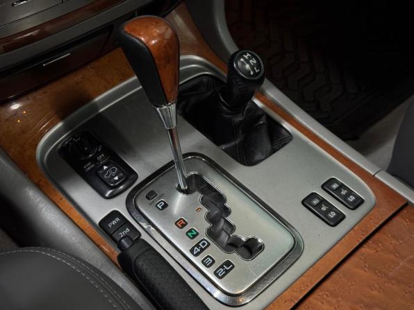 Lexus LX II Рестайлинг с пробегом 2007 года, цена 2 030 000 рублей, 286253 км, внедорожник, Автокод Объявления