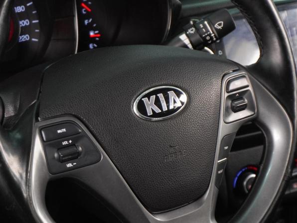 Kia Rio III Рестайлинг с пробегом 2016 года, цена 999 000 рублей, 146913 км, седан, Автокод Объявления