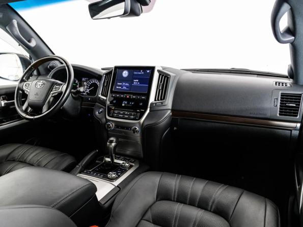 Toyota Land Cruiser 200 Series Рестайлинг 2 с пробегом 2020 года, цена 7 199 000 рублей, 164334 км, внедорожник, Автокод Объявления