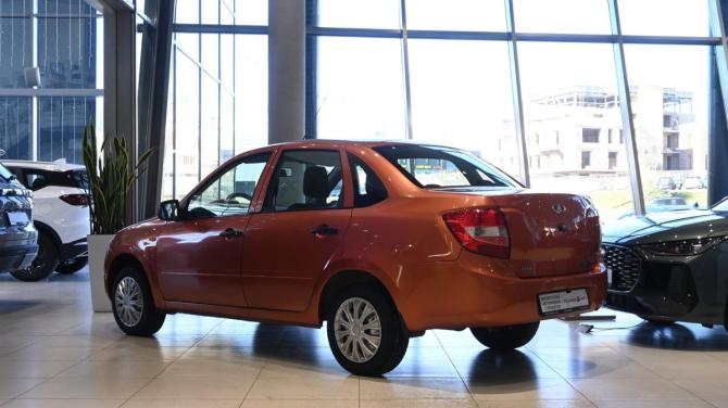 Lada (ВАЗ) Granta I с пробегом 2014 года, цена 325 000 рублей, 183015 км, седан, Автокод Объявления