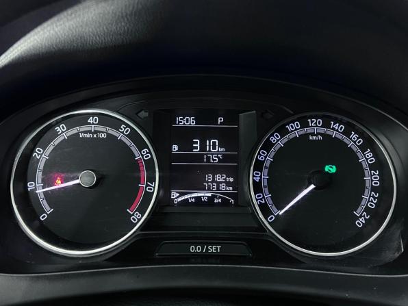 Skoda Rapid I Рестайлинг с пробегом 2018 года, цена 1 230 000 рублей, 77316 км, лифтбек, Автокод Объявления
