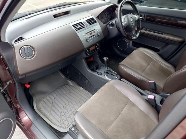 Suzuki Swift III с пробегом 2010 года, цена 760 000 рублей, 242444 км, хэтчбек, Автокод Объявления