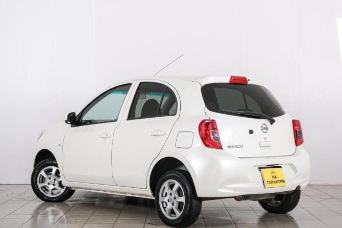 Nissan March IV (K13) Рестайлинг с пробегом 2018 года, цена 899 000 рублей, 122000 км, хэтчбек, Автокод Объявления