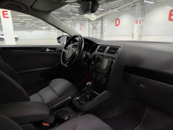 Volkswagen Jetta VI Рестайлинг с пробегом 2017 года, цена 1 215 000 рублей, 206618 км, седан, Автокод Объявления