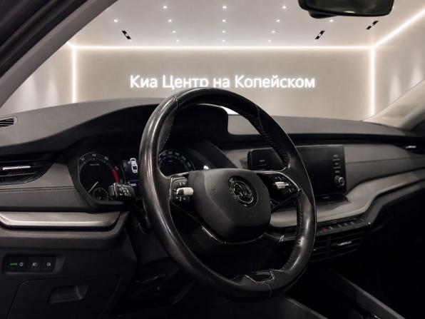 Skoda Octavia IV (A8) с пробегом 2020 года, цена 2 395 000 рублей, 134000 км, лифтбек, Автокод Объявления