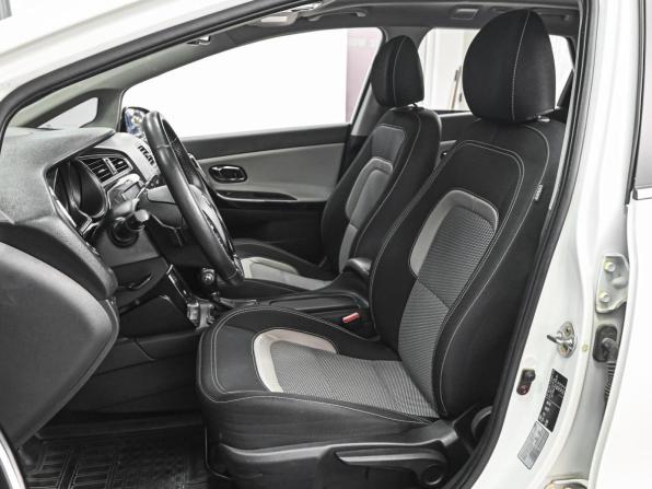 Kia Ceed II Рестайлинг с пробегом 2018 года, цена 1 330 000 рублей, 159210 км, универсал, Автокод Объявления