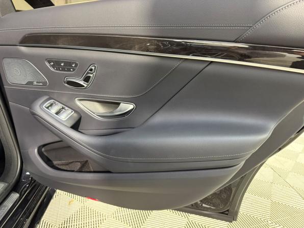 Mercedes-Benz S-Класс VI (W222 C217) Рестайлинг с пробегом 2018 года, цена 6 950 000 рублей, 28080 км, седан, Автокод Объявления