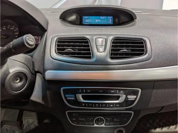 Renault Fluence I Рестайлинг с пробегом 2013 года, цена 500 000 рублей, 218006 км, седан, Автокод Объявления