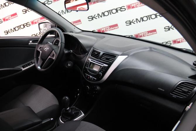 Hyundai Solaris I с пробегом 2013 года, цена 665 650 рублей, 324284 км, седан, Автокод Объявления