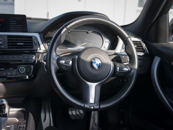 BMW 3 серии VI (F3x) Рестайлинг с пробегом 2017 года, цена 1 780 000 рублей, 49846 км, седан, Автокод Объявления