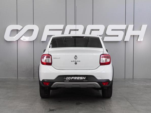 Renault Logan II Рестайлинг с пробегом 2019 года, цена 1 299 000 рублей, 97221 км, седан, Автокод Объявления
