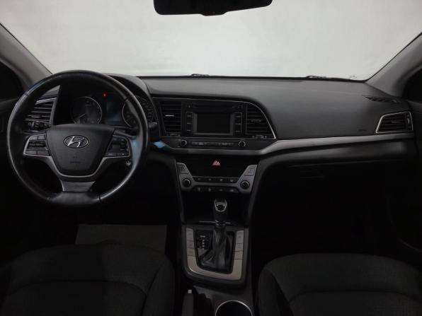 Hyundai Elantra VI (AD) с пробегом 2018 года, цена 1 495 000 рублей, 118061 км, седан, Автокод Объявления