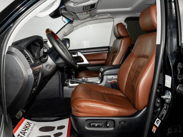 Toyota Land Cruiser 200 Series Рестайлинг 2 с пробегом 2016 года, цена 5 596 000 рублей, 194429 км, внедорожник, Автокод Объявления