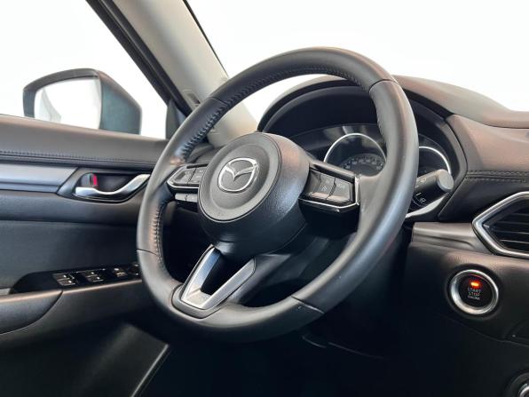 Mazda CX-5 II с пробегом 2018 года, цена 2 580 000 рублей, 113932 км, внедорожник, Автокод Объявления