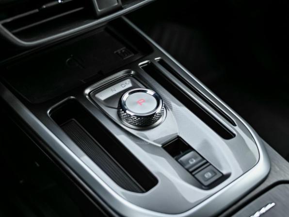 Haval Jolion I с пробегом 2023 года, цена 1 950 000 рублей, 28054 км, внедорожник, Автокод Объявления