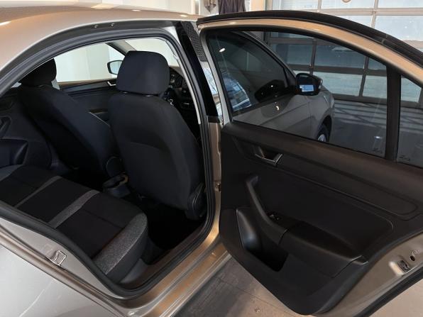 Skoda Rapid II с пробегом 2021 года, цена 1 285 000 рублей, 210969 км, лифтбек, Автокод Объявления