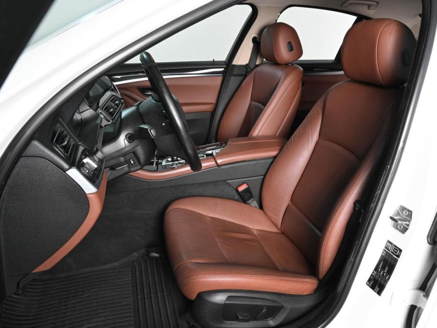 BMW 5 серии VI (F10/F11/F07) Рестайлинг Ростов-на-Дону  - изображение 10