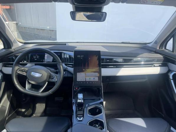 Geely Atlas II с пробегом 2024 года, цена 2 545 000 рублей, 77001 км, внедорожник, Автокод Объявления