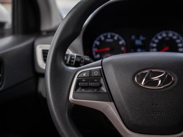 Hyundai Solaris II с пробегом 2019 года, цена 1 499 000 рублей, 64539 км, седан, Автокод Объявления