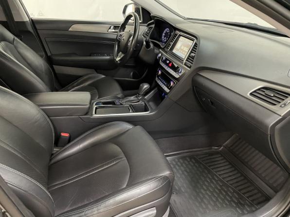 Hyundai Sonata VII (LF) Рестайлинг с пробегом 2019 года, цена 1 850 000 рублей, 134679 км, седан, Автокод Объявления