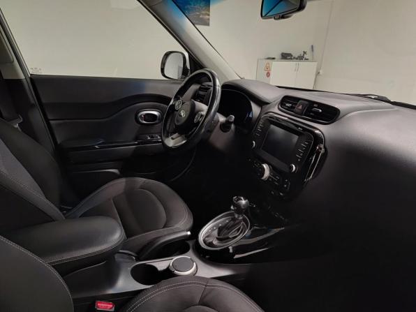 Kia Soul II Рестайлинг с пробегом 2018 года, цена 1 737 000 рублей, 81002 км, хэтчбек, Автокод Объявления