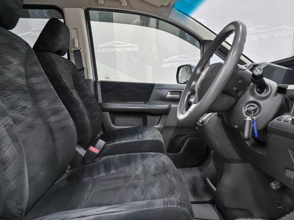 Honda Stepwgn IV с пробегом 2012 года, цена 1 320 000 рублей, 252140 км, минивэн, Автокод Объявления