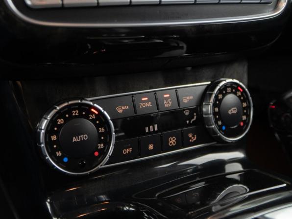 Mercedes-Benz G-Класс II (W463) Рестайлинг 4 с пробегом 2015 года, цена 4 199 050 рублей, 220377 км, внедорожник, Автокод Объявления