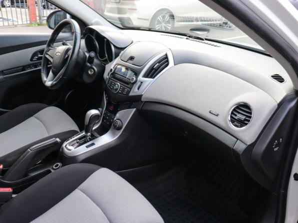 Chevrolet Cruze I Рестайлинг с пробегом 2013 года, цена 719 000 рублей, 157765 км, седан, Автокод Объявления