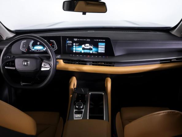 Changan Hunter Plus с пробегом 2024 года, цена 2 590 000 рублей, 38555 км, offers.body_type.unknown, Автокод Объявления