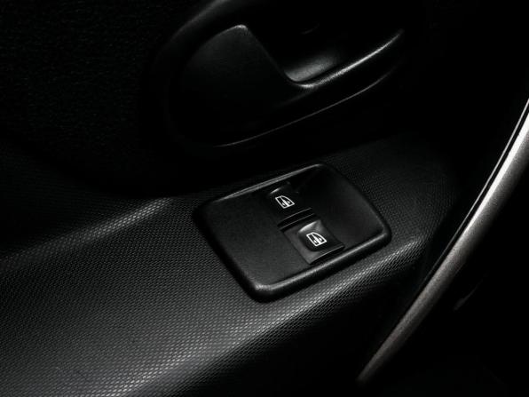 Renault Logan II с пробегом 2015 года, цена 629 000 рублей, 132944 км, седан, Автокод Объявления