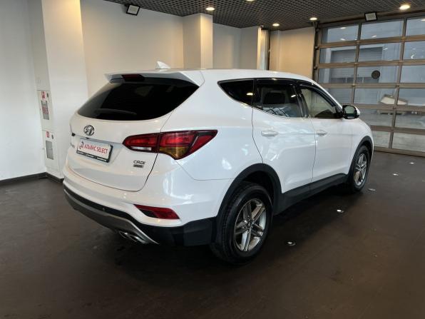 Hyundai Santa Fe III Рестайлинг с пробегом 2017 года, цена 2 350 000 рублей, 152455 км, внедорожник, Автокод Объявления