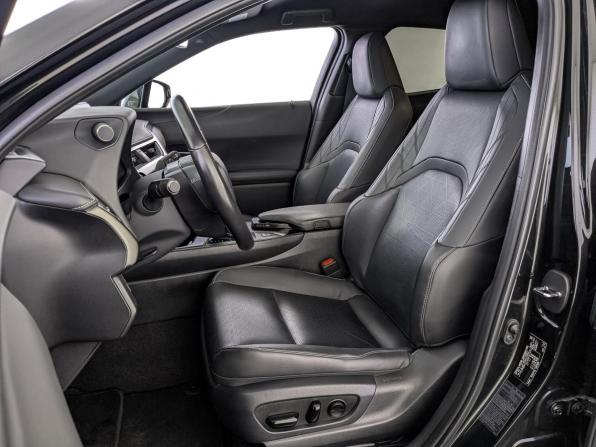Lexus UX I с пробегом 2022 года, цена 3 999 000 рублей, 46975 км, внедорожник, Автокод Объявления