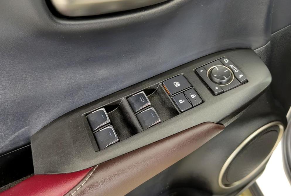 Lexus NX I Рестайлинг Волгоград  - изображение 25