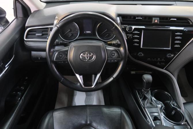 Toyota Camry VIII (XV70) с пробегом 2018 года, цена 2 399 000 рублей, 180000 км, седан, Автокод Объявления