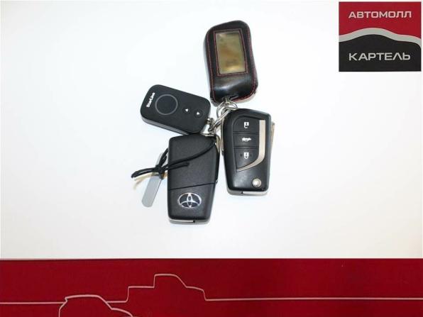 Toyota Corolla XI (E160 E170 E180) Рестайлинг 1 с пробегом 2017 года, цена 1 529 000 рублей, 136676 км, седан, Автокод Объявления