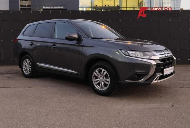Mitsubishi Outlander III Рестайлинг 3 с пробегом 2020 года, цена 2 550 000 рублей, 108000 км, внедорожник, Автокод Объявления
