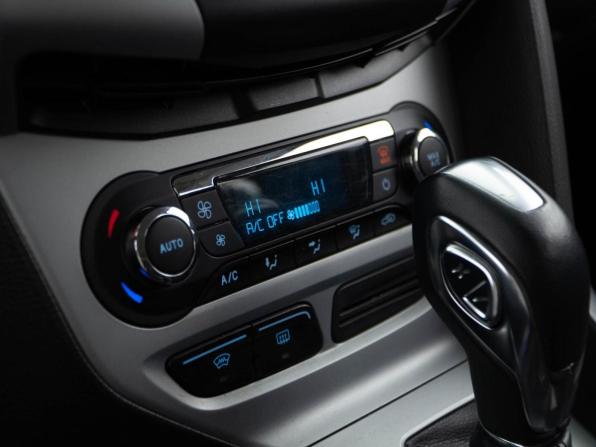 Ford Focus III с пробегом 2013 года, цена 1 088 888 рублей, 74815 км, хэтчбек, Автокод Объявления