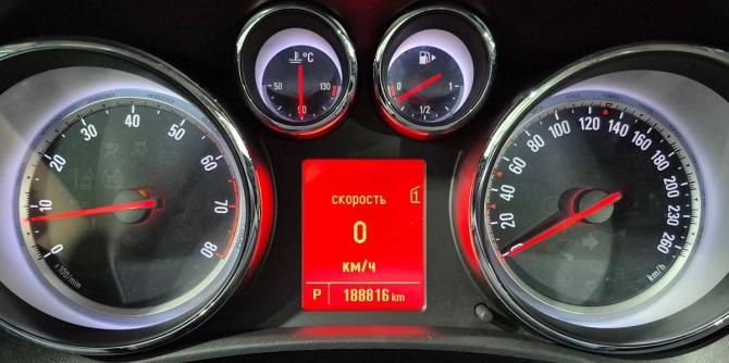 Opel Astra J с пробегом 2012 года, цена 720 000 рублей, 189000 км, хэтчбек, Автокод Объявления
