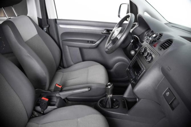 Volkswagen Caddy III Рестайлинг с пробегом 2012 года, цена 679 000 рублей, 329560 км, компактвэн, Автокод Объявления