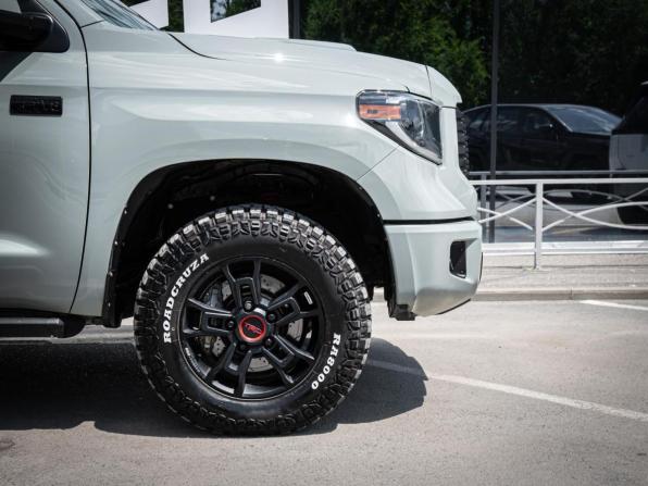 Toyota Tundra II Рестайлинг с пробегом 2021 года, цена 6 955 000 рублей, 172392 км, offers.body_type.unknown, Автокод Объявления