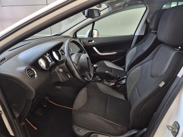 Peugeot 308 I Рестайлинг с пробегом 2011 года, цена 469 000 рублей, 123131 км, хэтчбек, Автокод Объявления