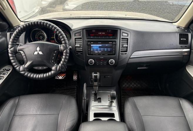 Mitsubishi Pajero IV Рестайлинг 1 с пробегом 2013 года, цена 2 275 000 рублей, 148152 км, внедорожник, Автокод Объявления