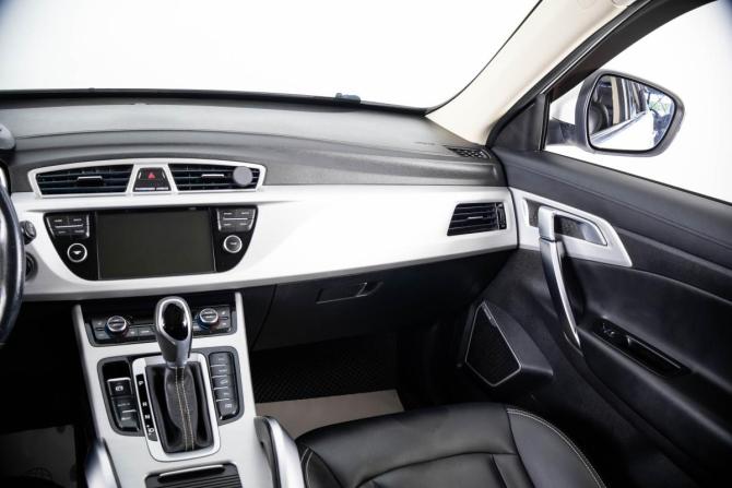Geely Atlas I с пробегом 2018 года, цена 1 699 000 рублей, 103414 км, внедорожник, Автокод Объявления